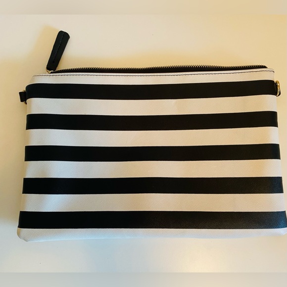 Stripped Black and White Clutch - Picture 2 of 5